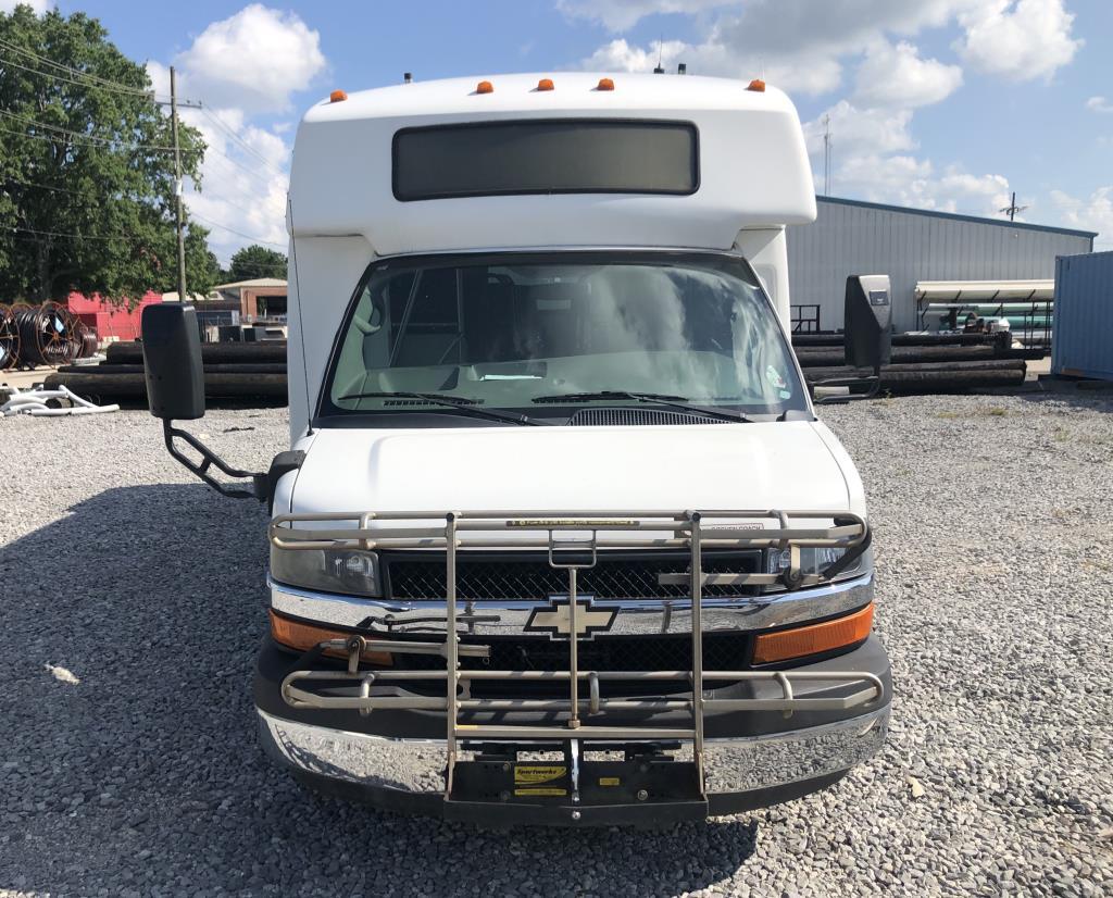 2011 Chevrolet Goshen Coach GC11 Bus