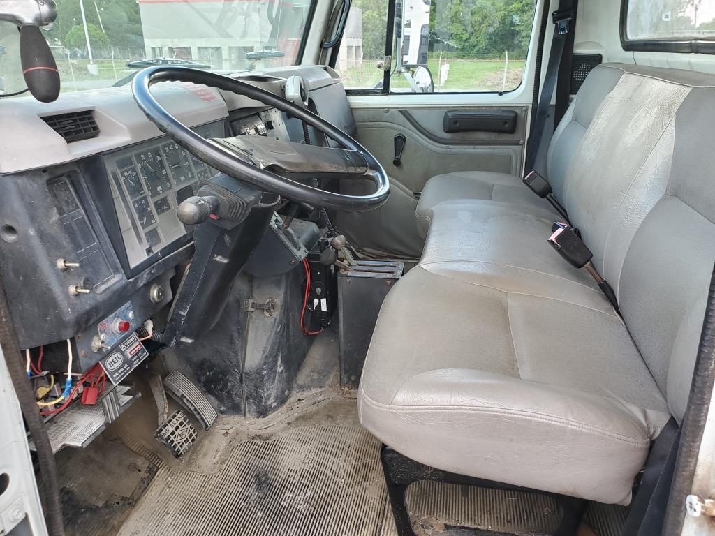 1996 International 4700 4X2 Dump Truck