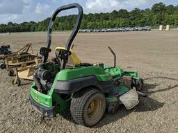 John Deere Zero Turn Lawnmower