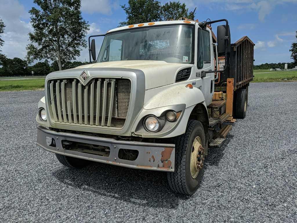 2008 International 7400 SBA Grapple Truck