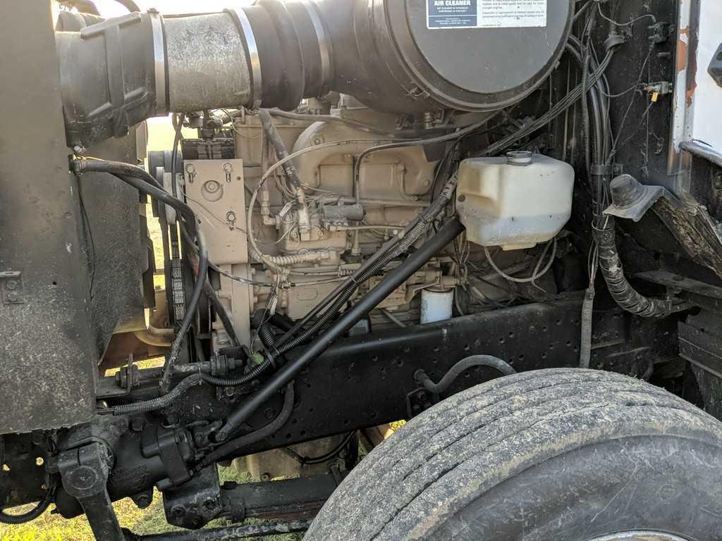 1979 International F2674 Winch Truck