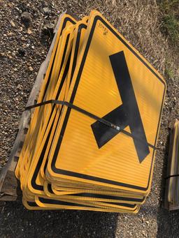 Signs - 1 pallet