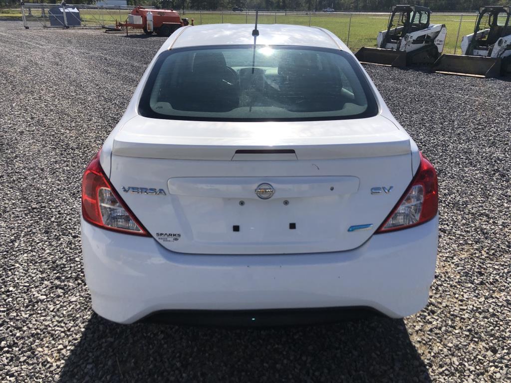 2015 Nissan Versa Sedan