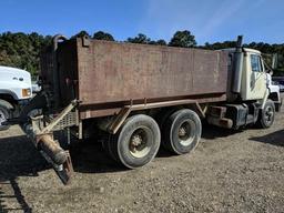 1983 International F-2275 Water Truck