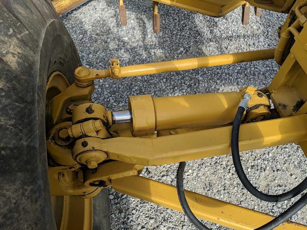 Caterpillar 12G Motor Grader