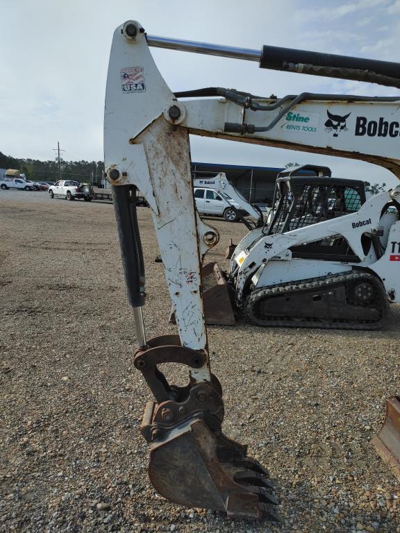 2012 Bobcat E32 Excavator