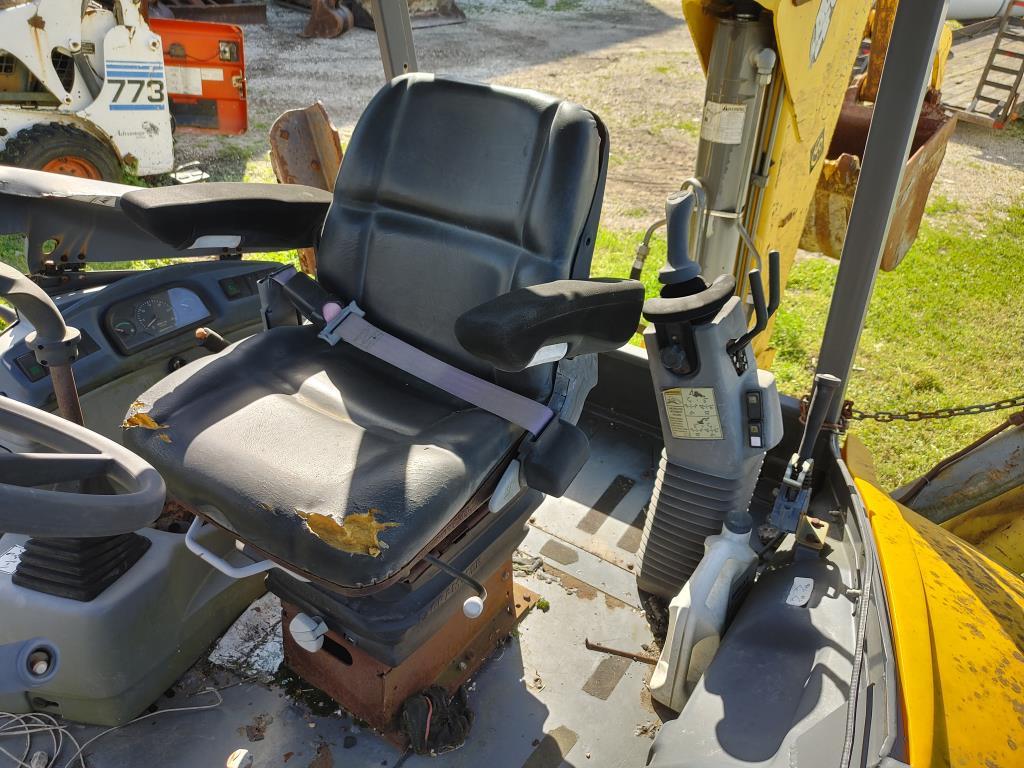 New Holland B95 Loader Backhoe (OFFSITE)