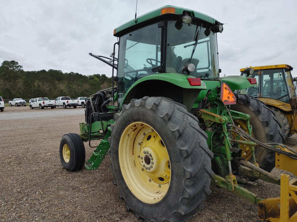 John Deere 7820 Tractor