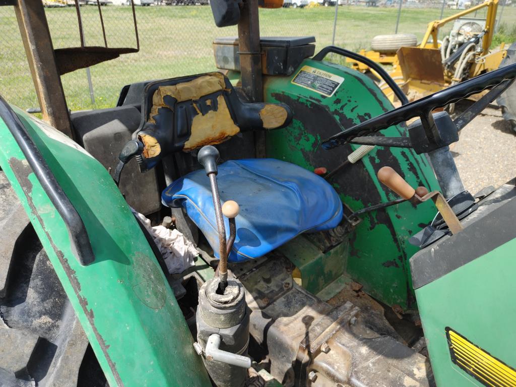 John Deere 5400 4WD Tractor W/Front Loader