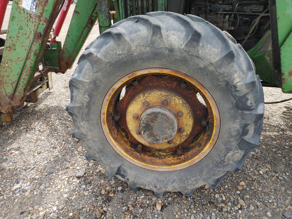 John Deere 5400 4WD Tractor W/Front Loader