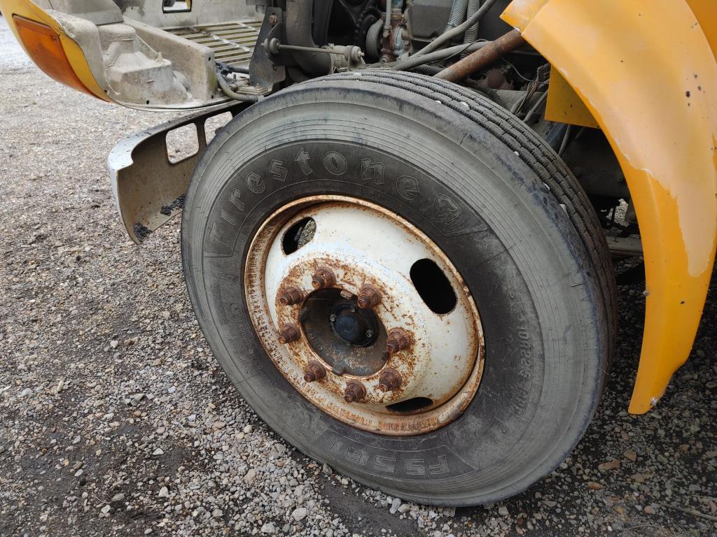 2002 International 4700 Single Axle Dump Truck