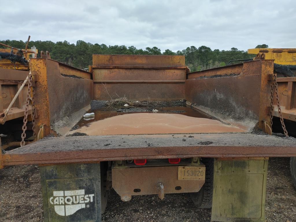 2002 International 4700 Single Axle Dump Truck