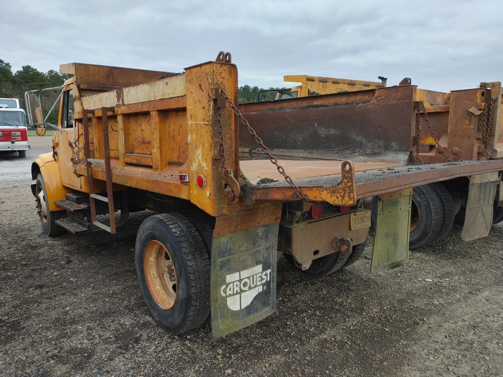 2002 International 4700 Single Axle Dump Truck