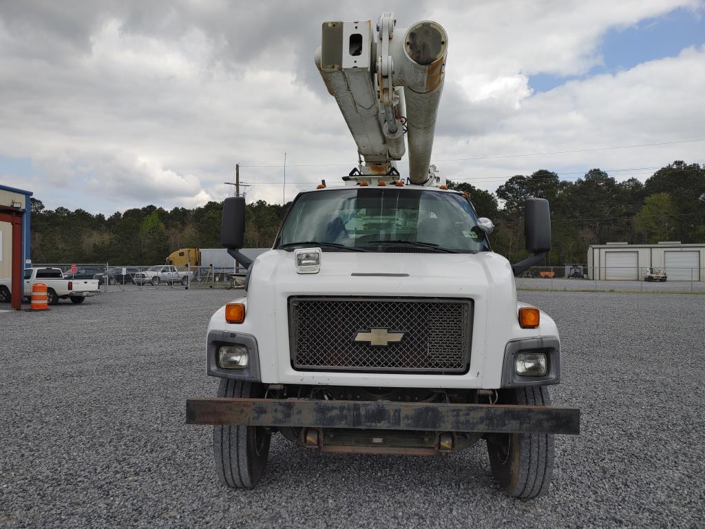 GM C7500 Bucket Truck