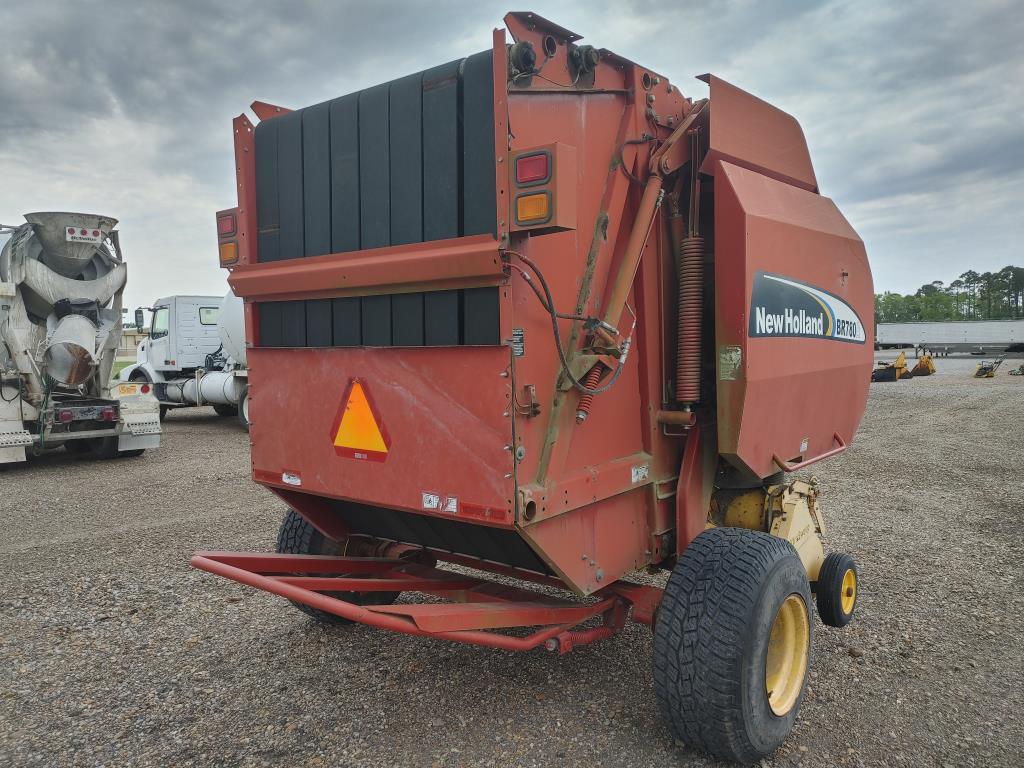 NewHolland BR780A