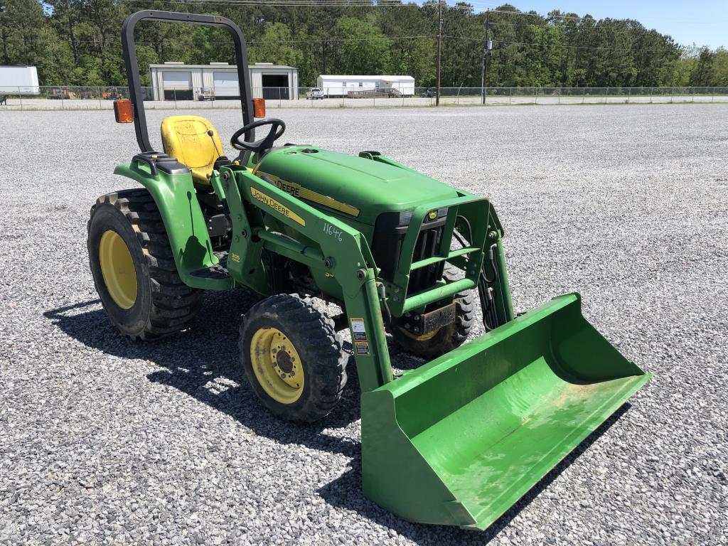 John Deere 3038E Tractor