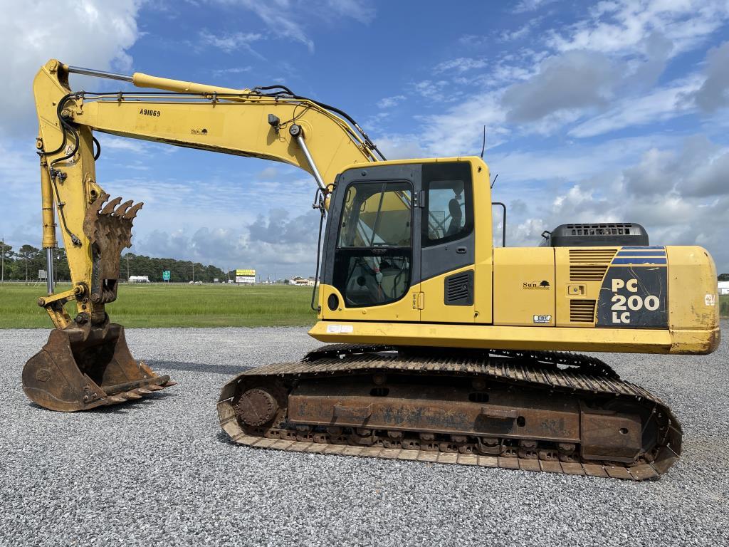 Komatsu PC200LC-8 Excavator