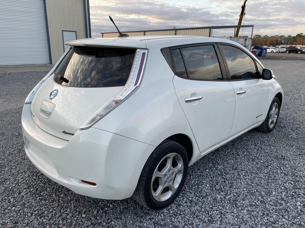 2013 Nissan Leaf Electric Sedan