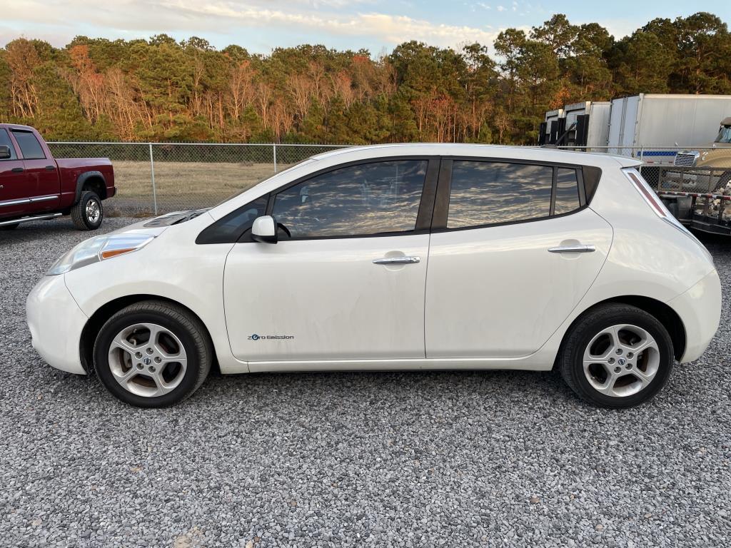 2013 Nissan Leaf Electric Sedan