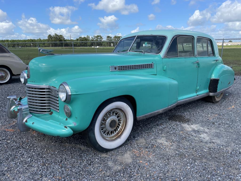 1941 Cadillac Fleetwood 4-DR Sedan