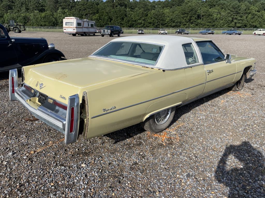 1975 Cadillac Coupe DeVille