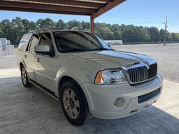 2005 Lincoln Navigator SUV