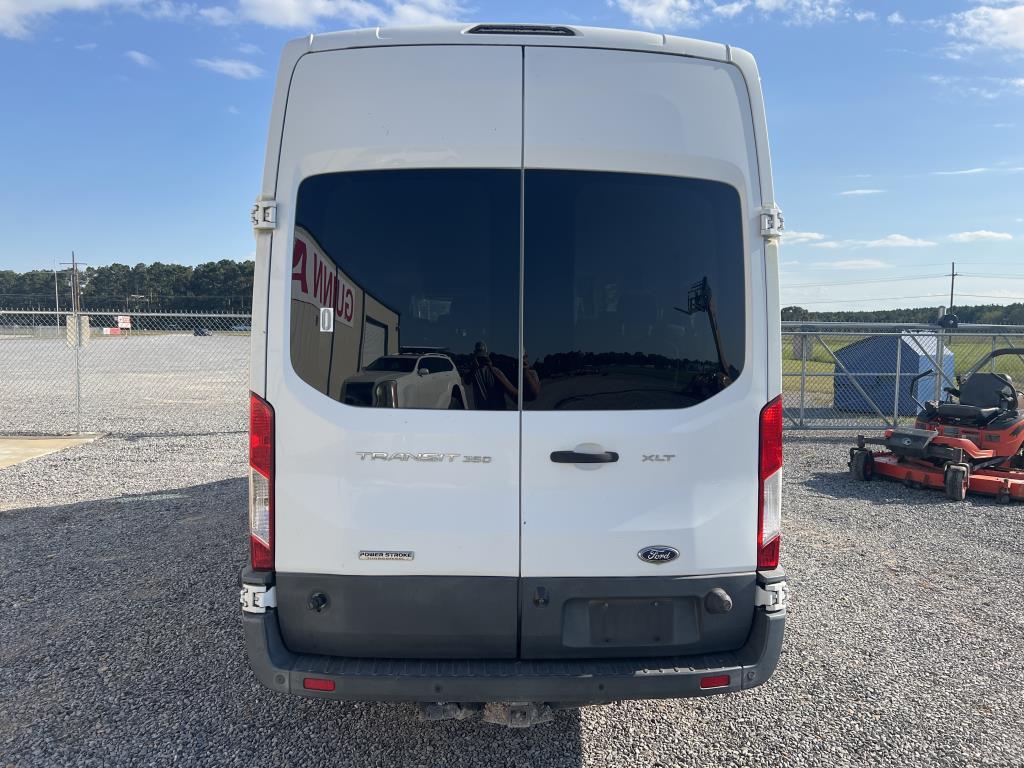 2017 Ford 350 Transit Wagon