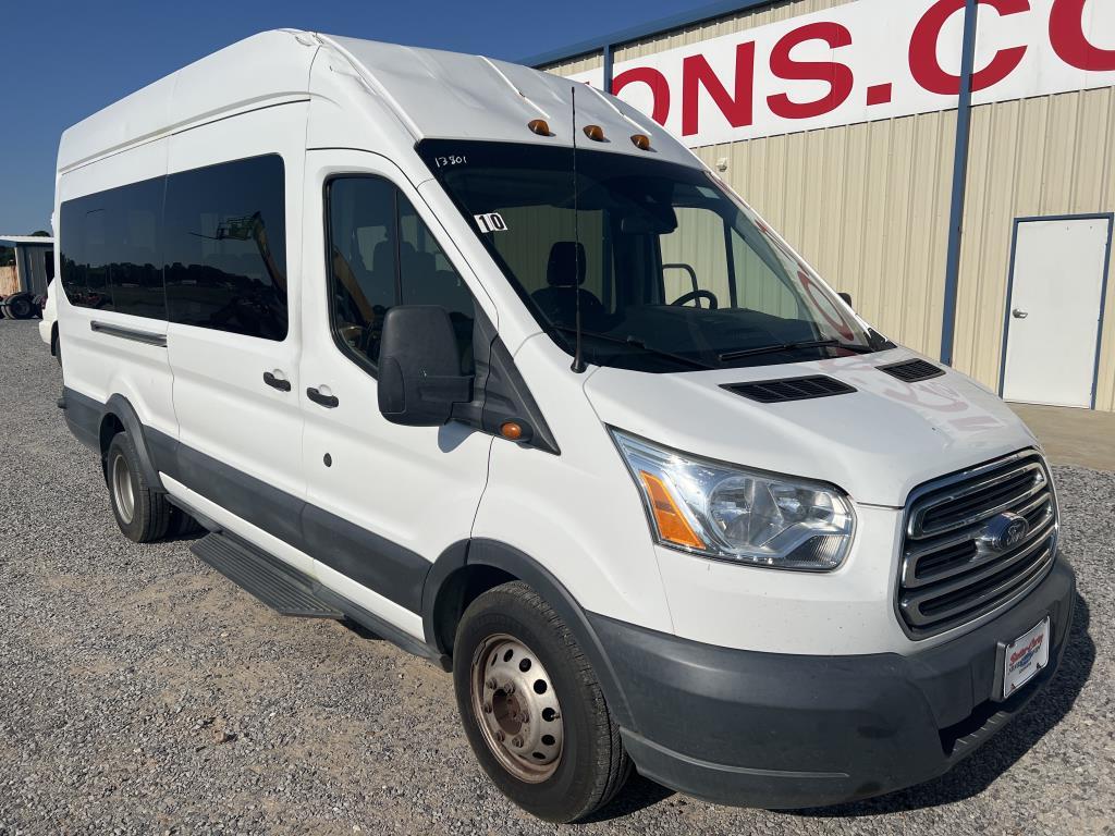 2017 Ford 350 Transit Wagon