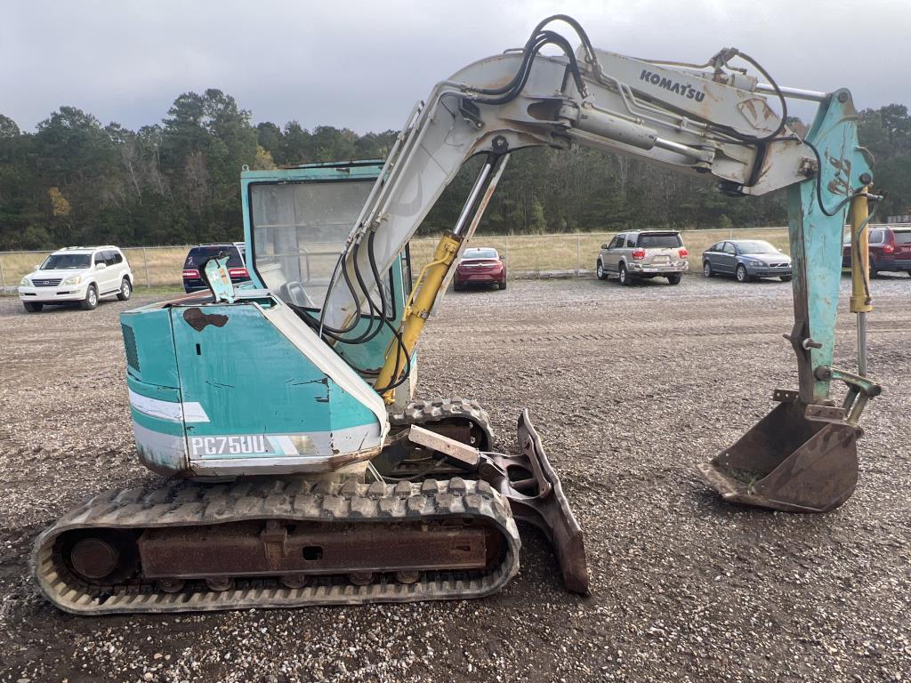 Komatsu PC75UU-1 Excavator