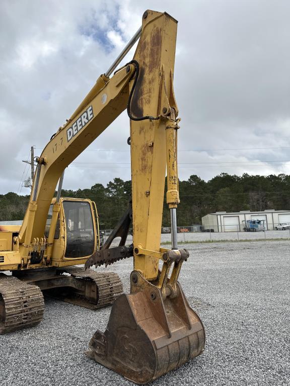 2000 Deere 160LC Excavator