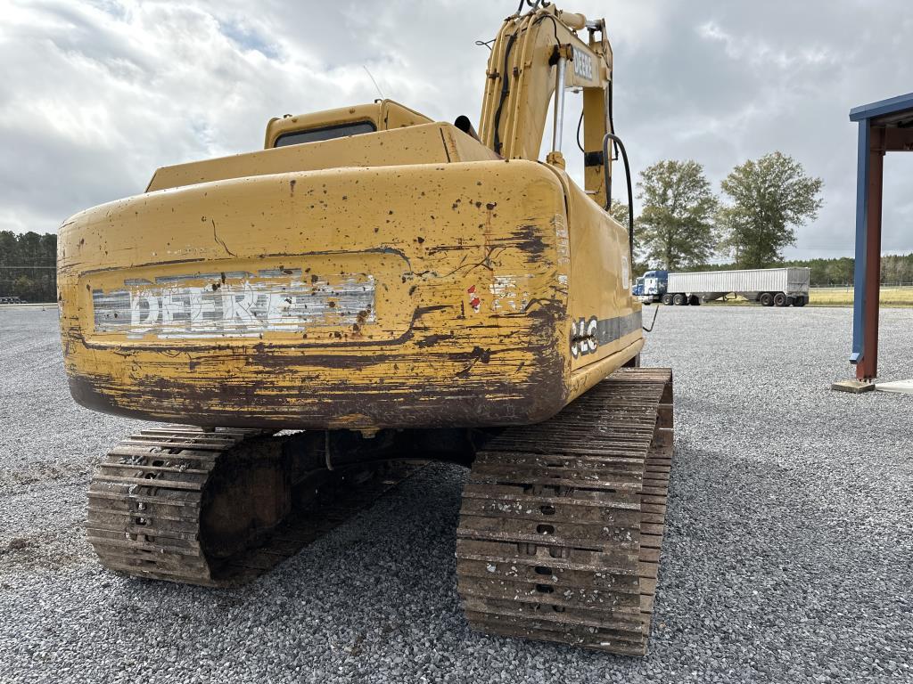 2000 Deere 160LC Excavator