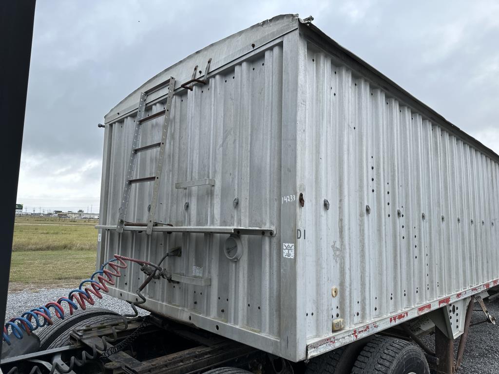 1980 Wilson AGH-500 38 ft Grain Trailer