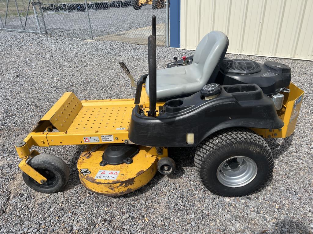 Hustler 935742 Zero Turn Mower