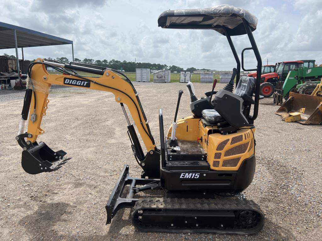 2024 Diggit EM15 Gas Mini Excavator