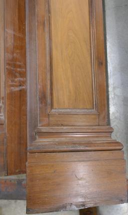 LOT 19: Decorative Antique Wood Columns & Molding/Edging