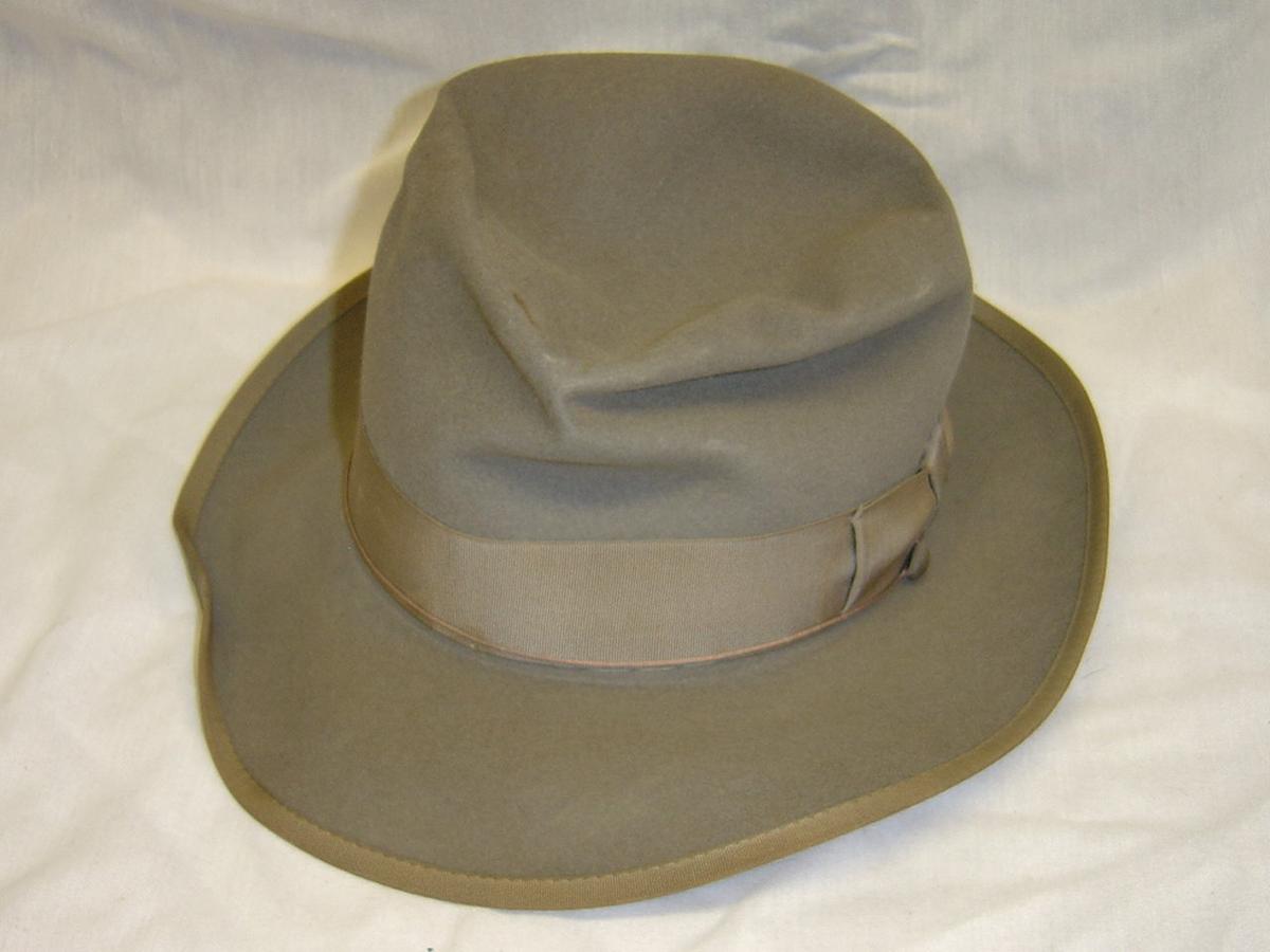 MENS JOHN B STETSON CO GRAY ROYAL FELT  HAT 7 1/8