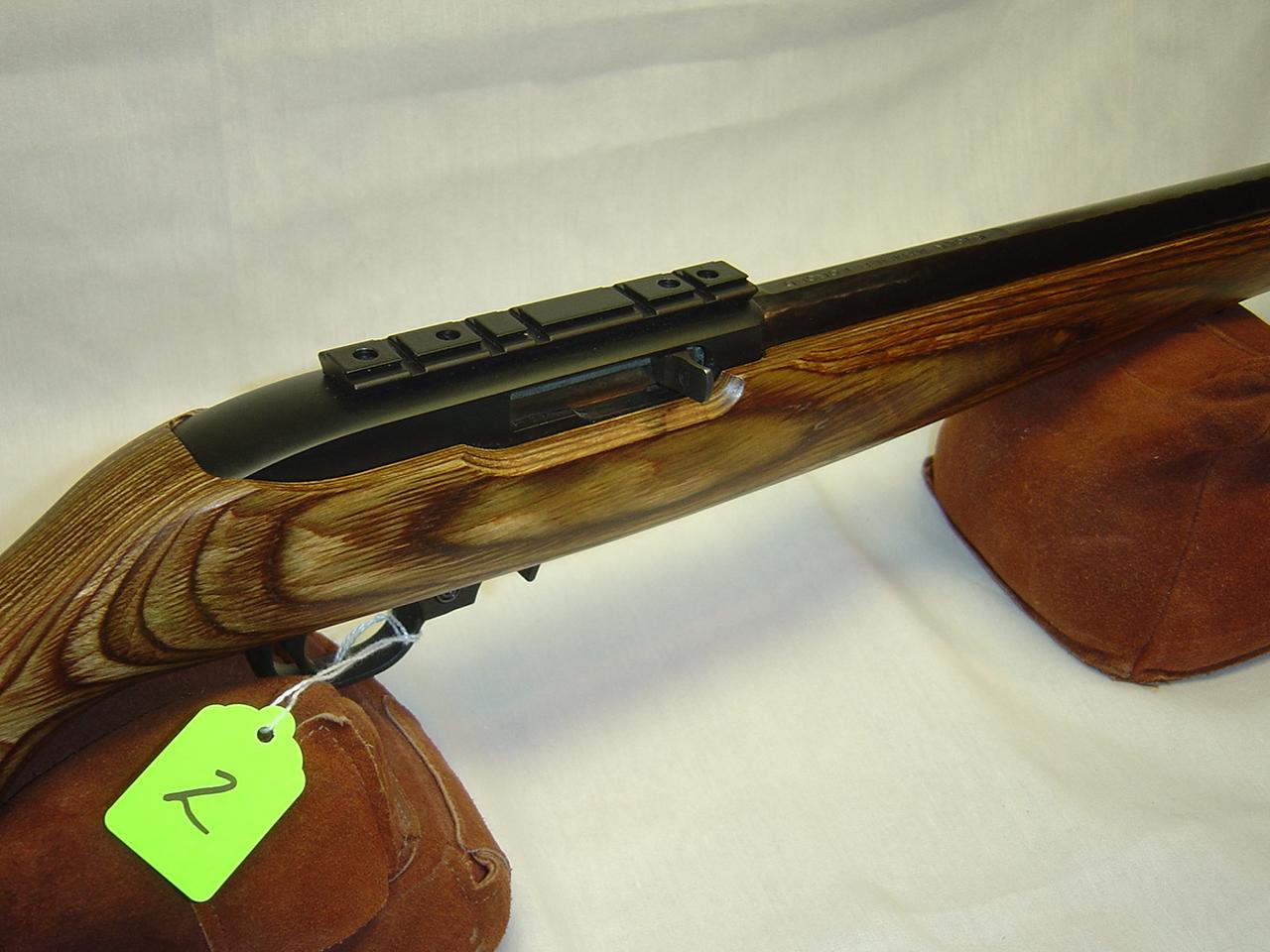 RUGER 10/22 RIFLE 22SLLR W/HAMMER FORGERD BULL BARREL