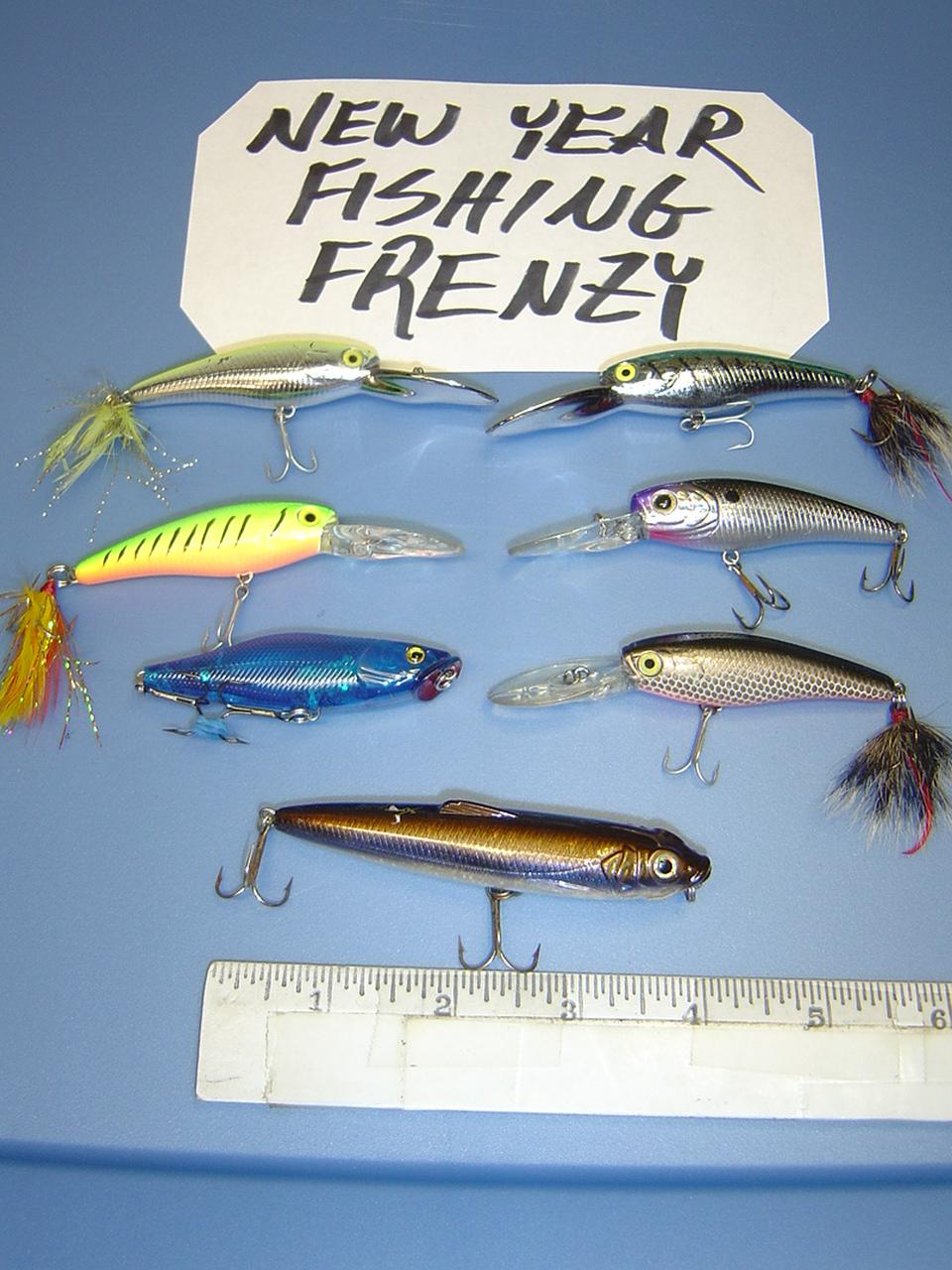 7 ASSORTED FISHING LURES