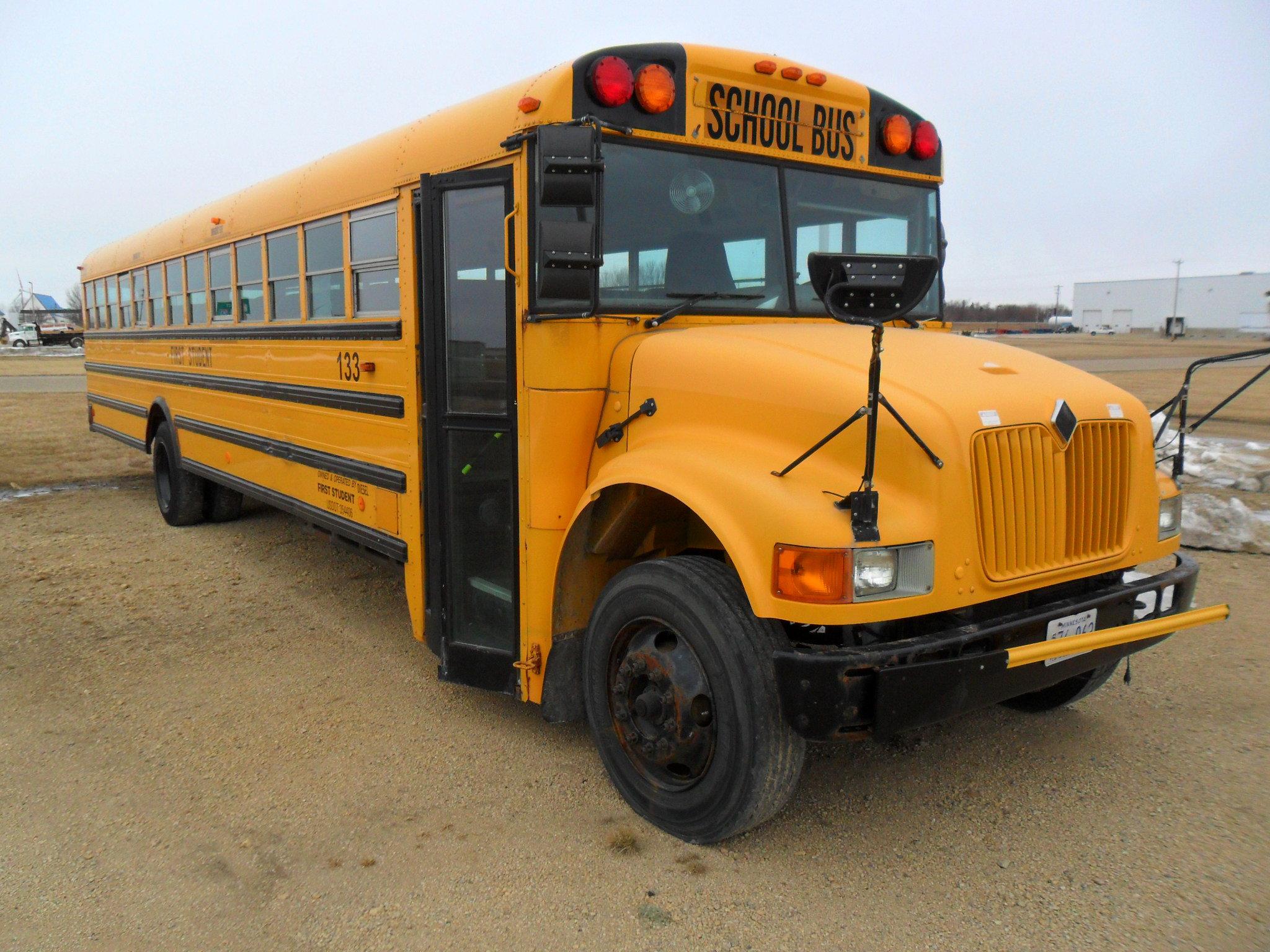 2002 International Bus, T444 E Motor, Auto Trans, 71 Passenger