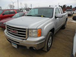 2014 GMC Pickup, Ext Cab 1/2ton , 5.3 gas, tilt