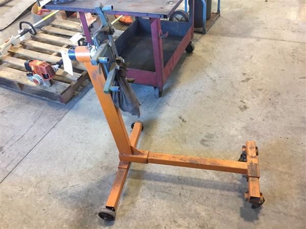 1,000Lb. Capacity Engine Stand