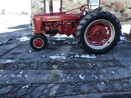 Farmall-H Tractor