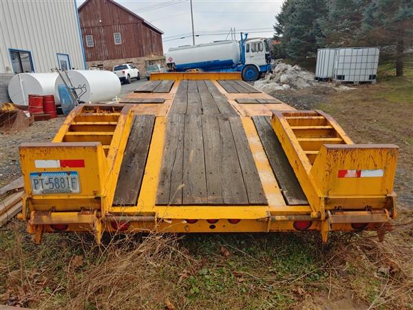 1987 Eager Beaver 20HA Equipment Trailer