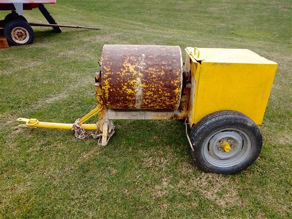 Tow Behind Concrete Mixer with Honda Motor