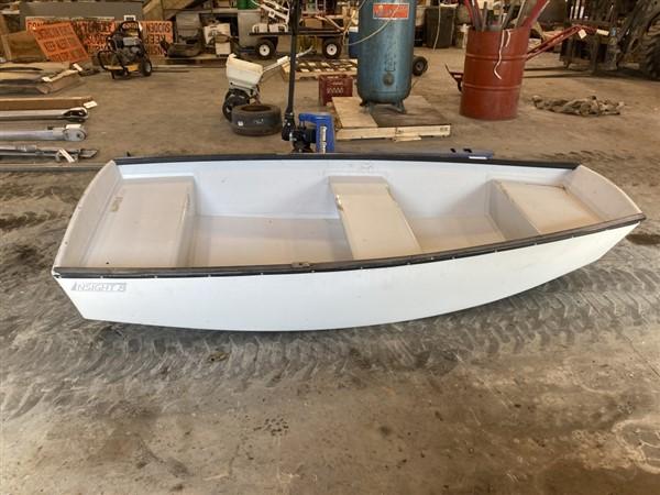 Insight 8' Fiberglass Boat