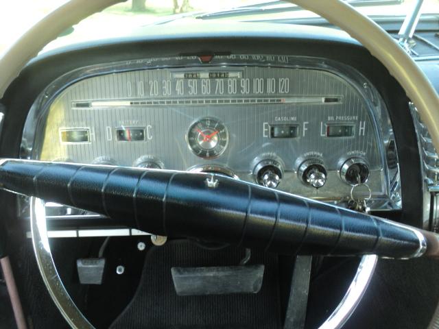 1959 Chrysler Imperial 2-door sedan