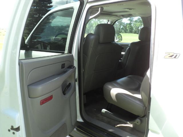 2004 Chevrolet Suburban Z71