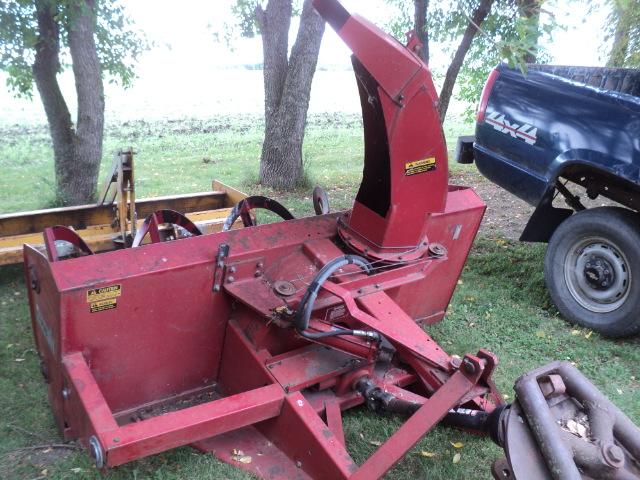 CaseIH 80 3-pt snow blower