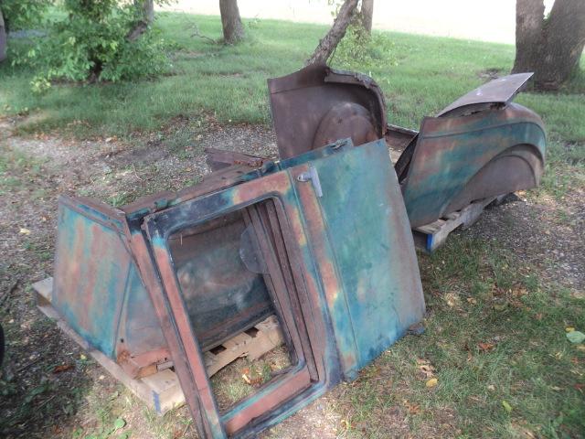 1927 Chevrolet Cabriolet body parts