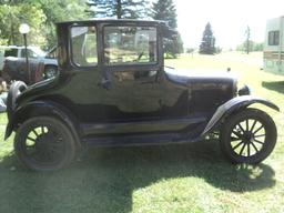 1927 Ford Model T 2-door coupe